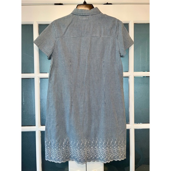 J. G. HOOK SHORT SLEEVE BLUE & WHITE GINGHAM DRESS WITH EMBROIDERED DETAILS 🤍💙 - Picture 2 of 5